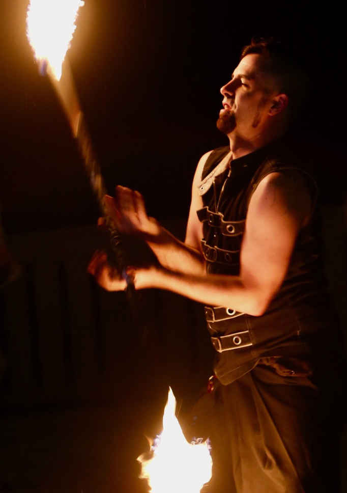 event performance artist